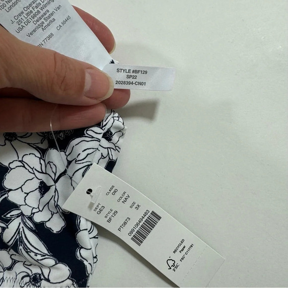 New J Crew Bikini Top Magnolia Floral Navy Blue BF129 - Picture 4 of 5